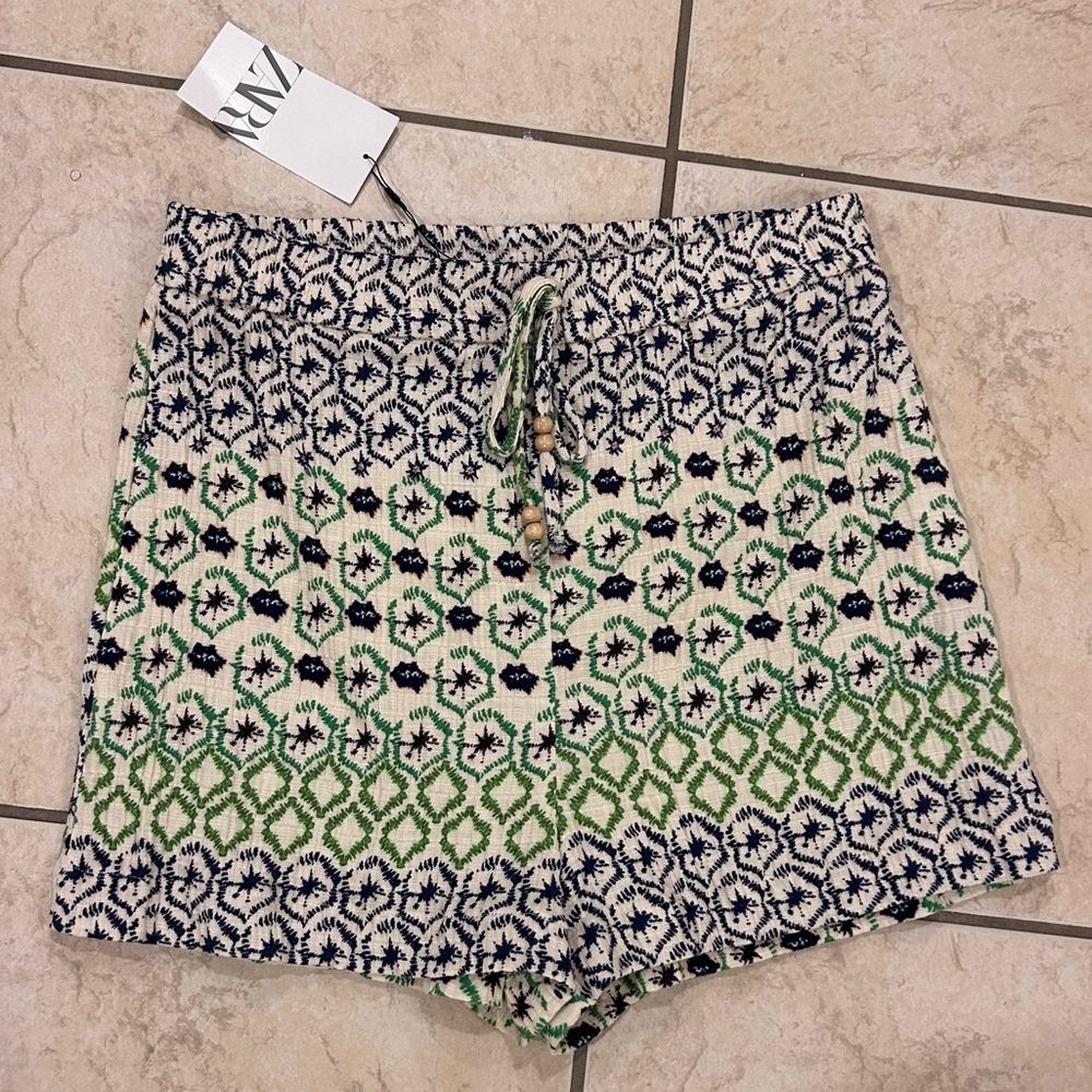 NWT Zara Shorts L Large High Rise Waist